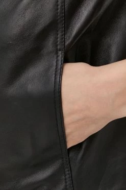 Γυναικεία Κοντά μπουφάν MAX&Co. - Δερμάτινο μπουφάν μαύρο 12 Γυναικεία Κοντά μπουφάν MAX&Co. - Δερμάτινο μπουφάν μαύρο -Αξεσουάρ || Παπούτσια || Ρούχα Κατάστημα unnamed file 2054