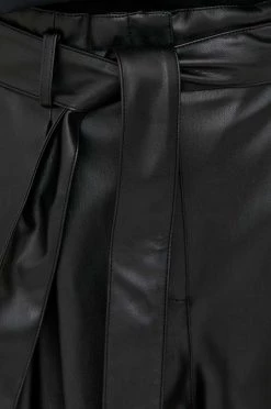 Γυναικεία Σορτς MAX&Co. χρώμα: μαύρο, -Αξεσουάρ || Παπούτσια || Ρούχα Κατάστημα unnamed file 4072